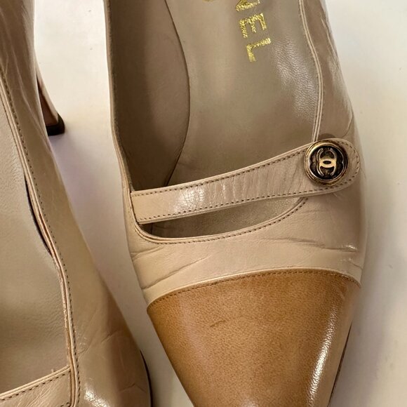 Chanel Leather Beige Shoes US Size 7 (37-38) - Picture 4 of 11